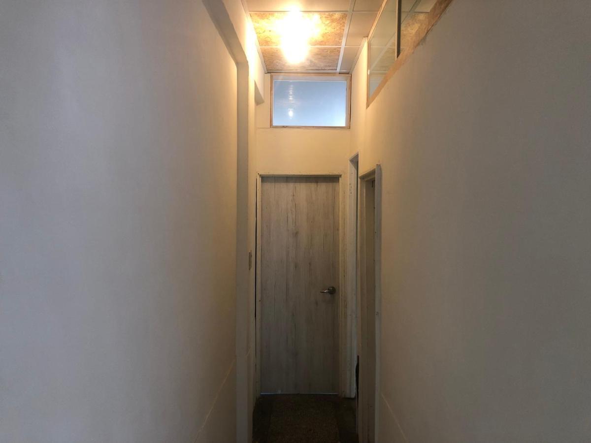 Simple Walk Guest House 小公寓 Tainan Exterior foto