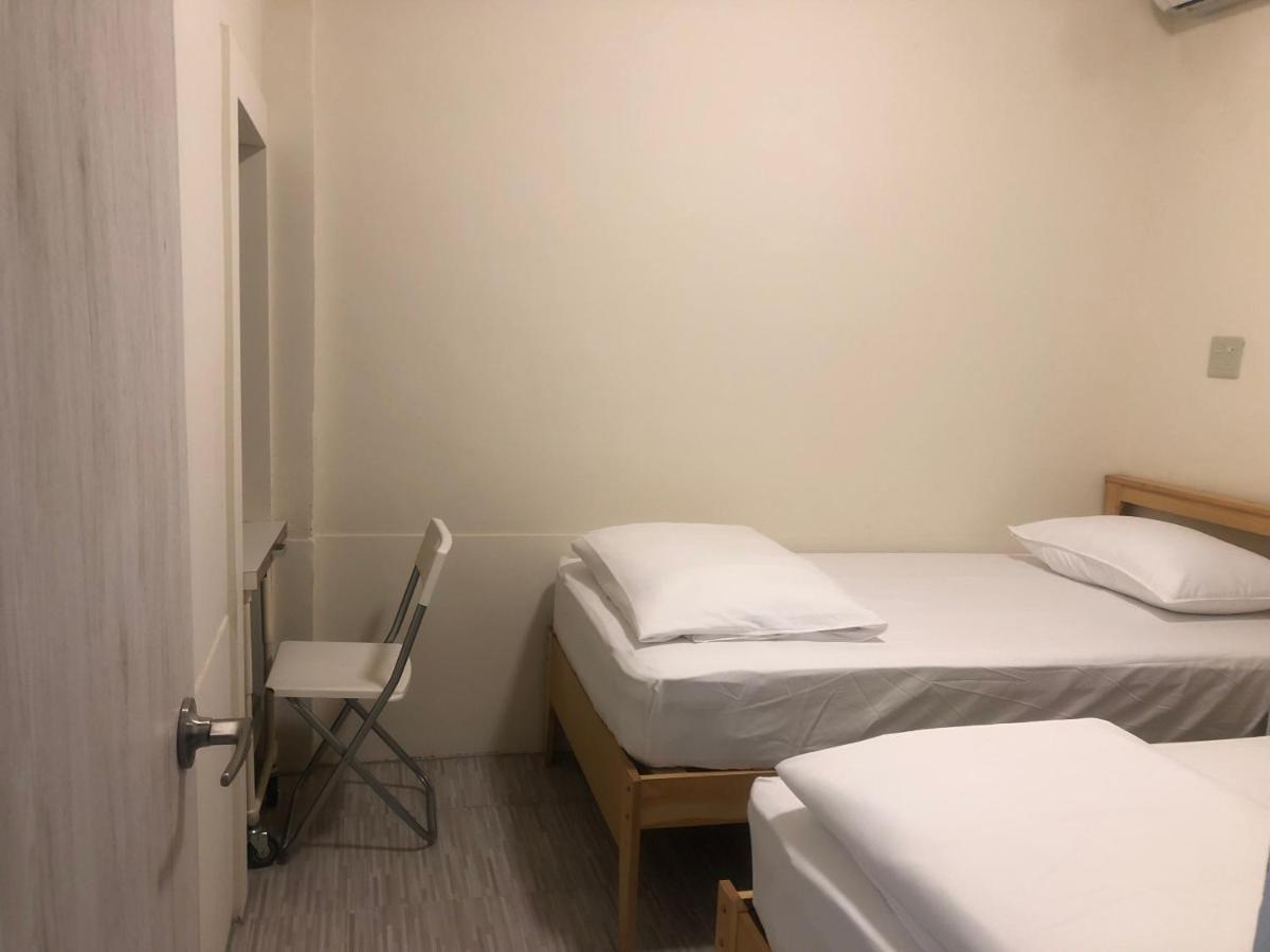 Simple Walk Guest House 小公寓 Tainan Exterior foto